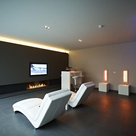 B&B Aquabello รูเซลาเรอ ภายนอก รูปภาพ