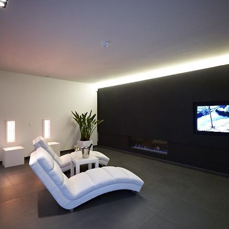 B&B Aquabello รูเซลาเรอ ภายนอก รูปภาพ