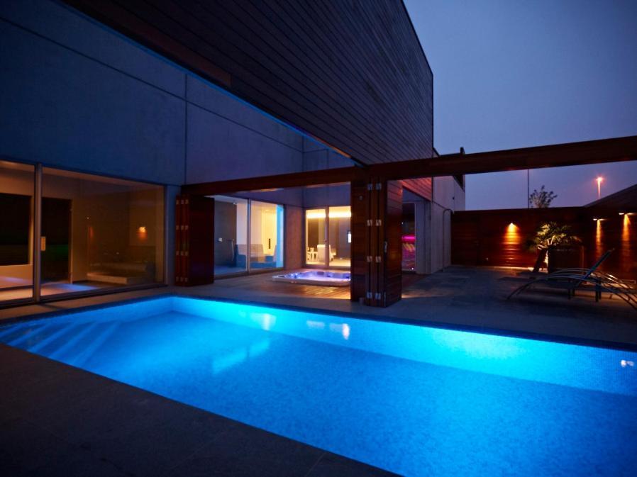 B&B Aquabello รูเซลาเรอ ภายนอก รูปภาพ