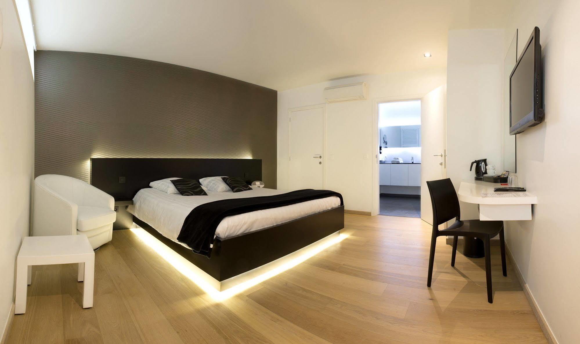B&B Aquabello รูเซลาเรอ ภายนอก รูปภาพ